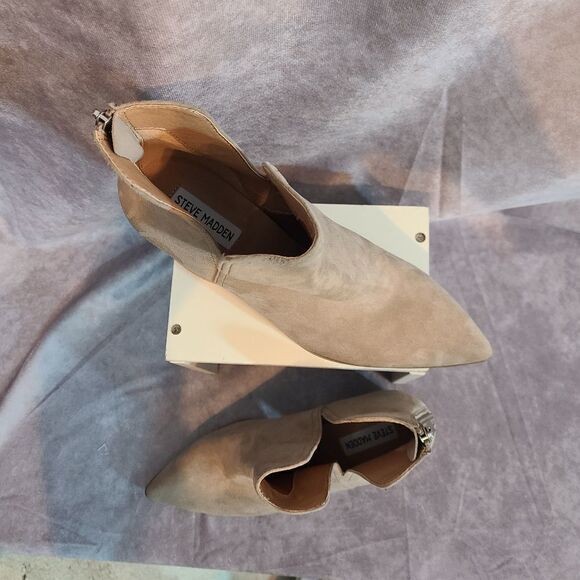 Steve Madden Darci Tan Pointed Toe Bootie Size 9.5 - Picture 3 of 7